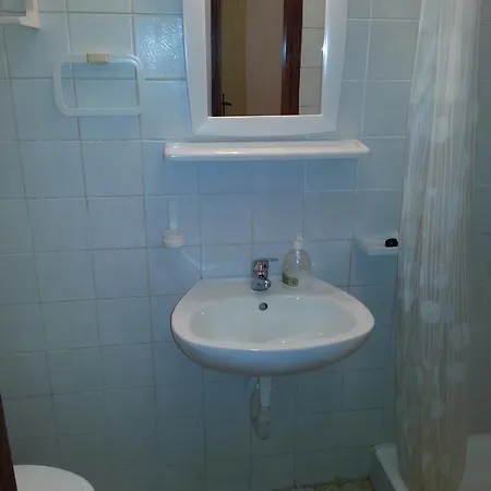 Pag 12301c Apartment *