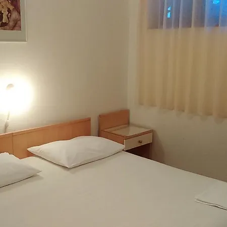 Pag 12301c Apartment